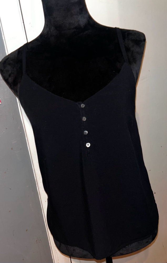 OLD NAVY M BLACK BUTTON DOWN TANK